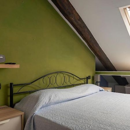 Cozy Attic In The City Center Turín Exterior foto