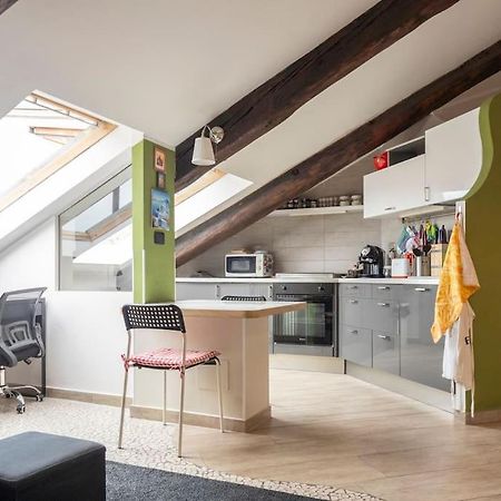 Cozy Attic In The City Center Turín Exterior foto