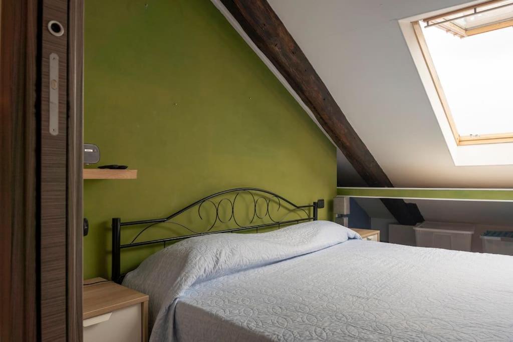 Cozy Attic In The City Center Turín Exterior foto